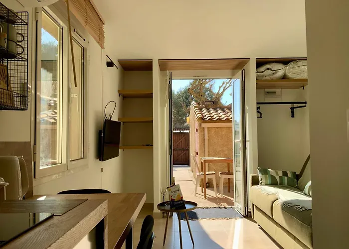Le Maguelone- With Access Air Conditioning And Exterior ! Apartmán